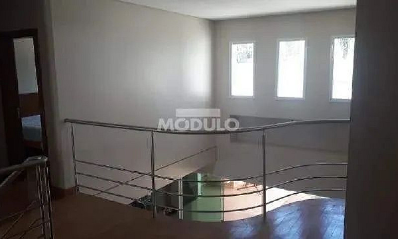 Casa Condomínio Para...