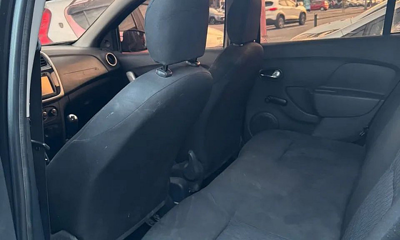 Renault Sandero Expr...