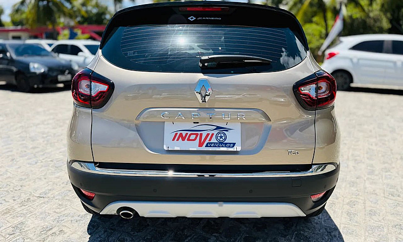 Captur Iconic 2022  ...