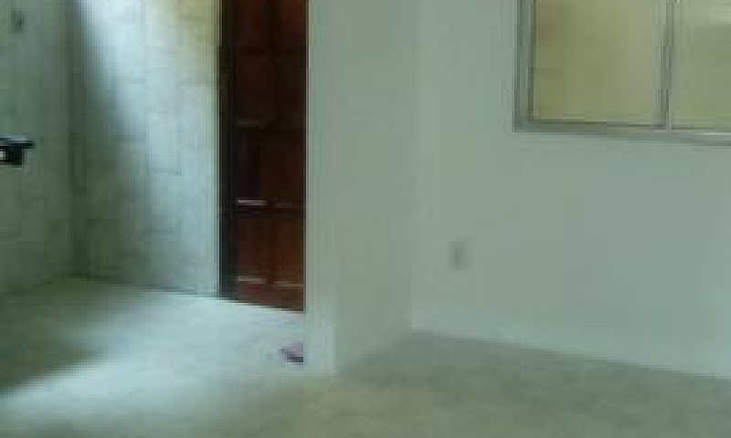 Casa Em Condomínio F...