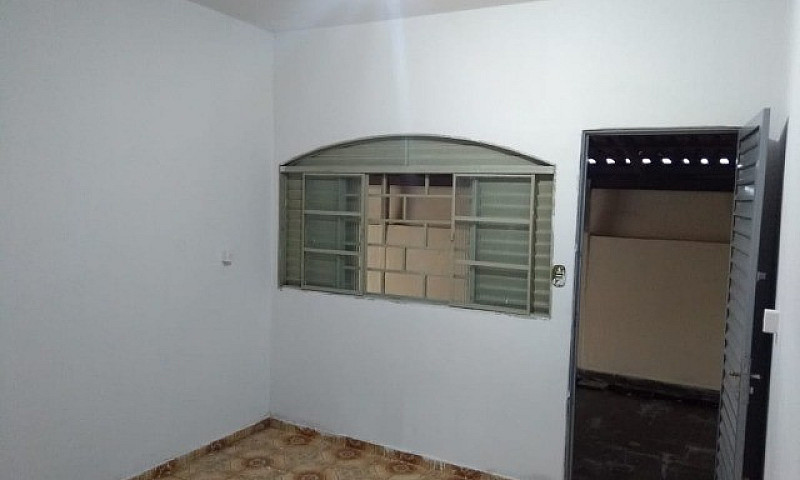 Casa Em Trindade....