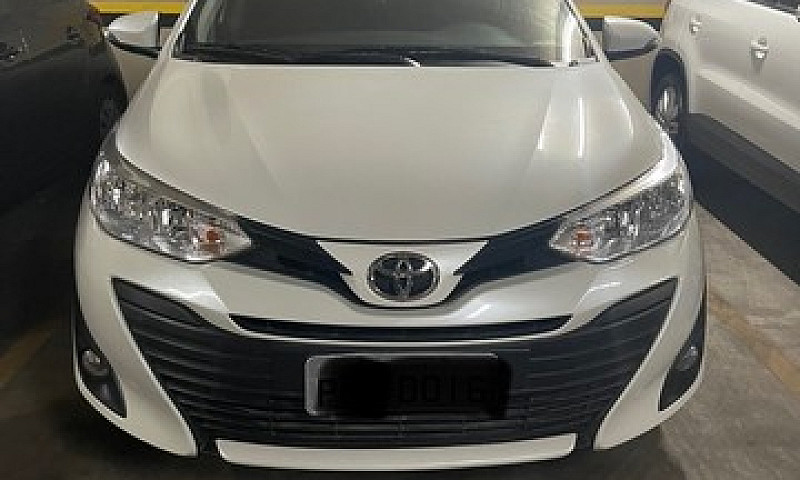 Yaris Sedã 2018/2019...