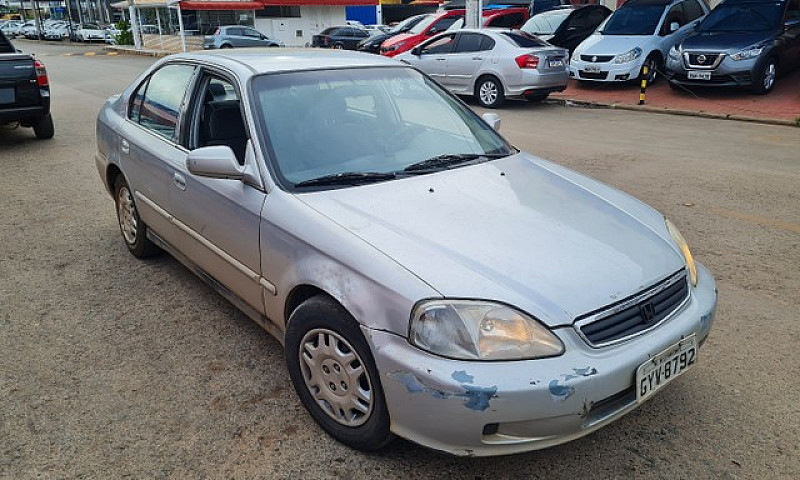 Honda Civic 2000...