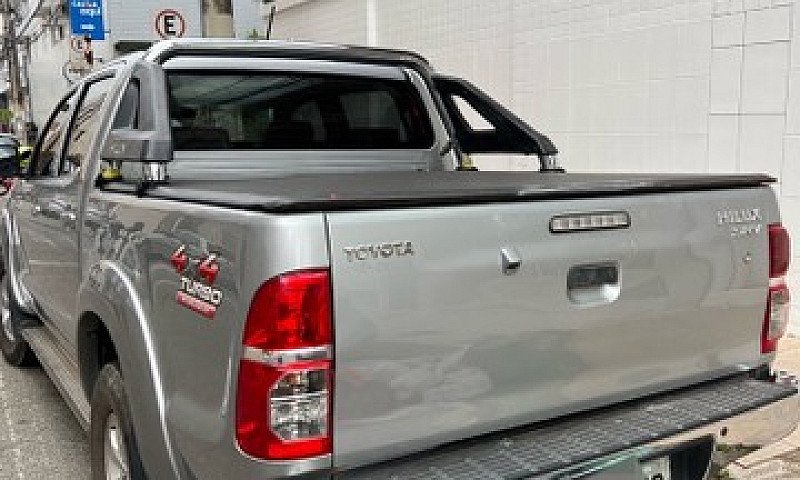 Hilux 2015 Muito Nov...