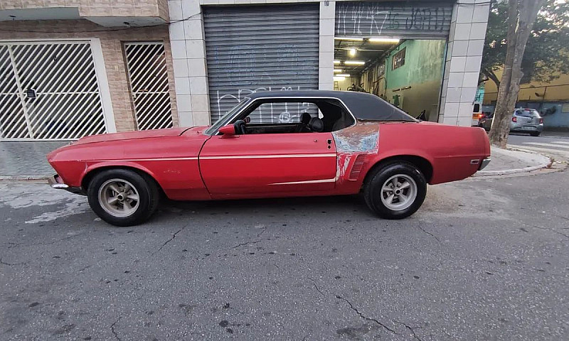 Ford Mustang Gt V8 C...