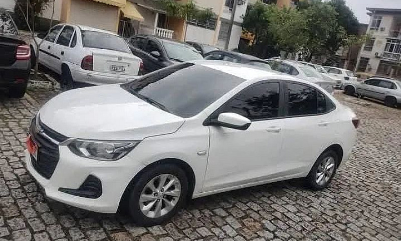 Chevrolet Onix Plus ...