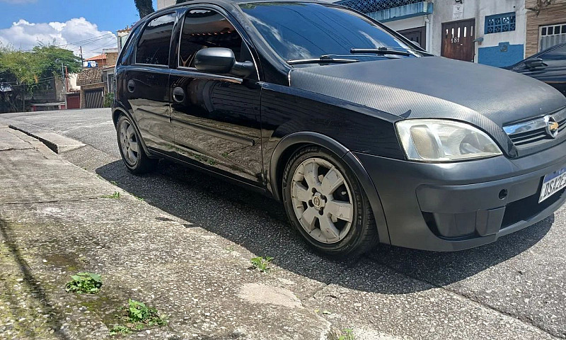 Chevrolet Corsa Hatc...