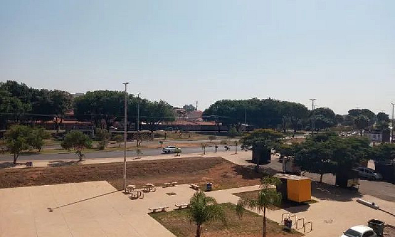 Apartamento De Um Qu...