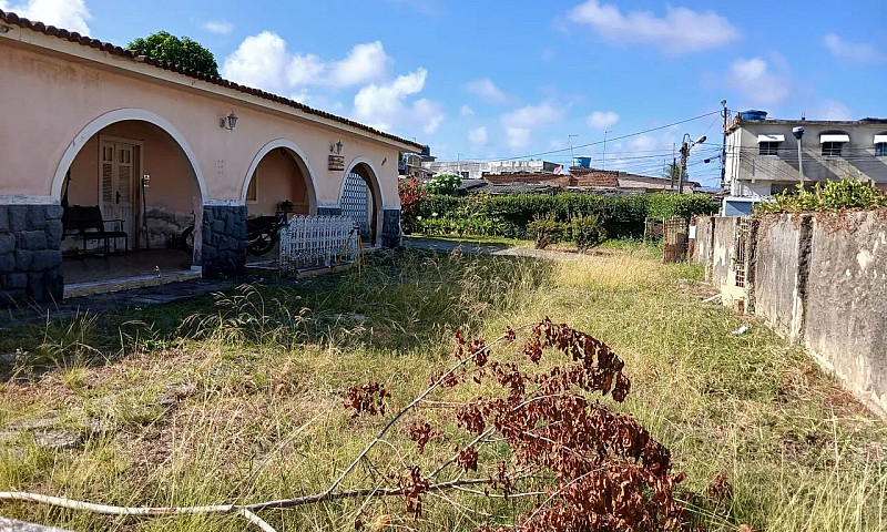 Candeias Casarão ...