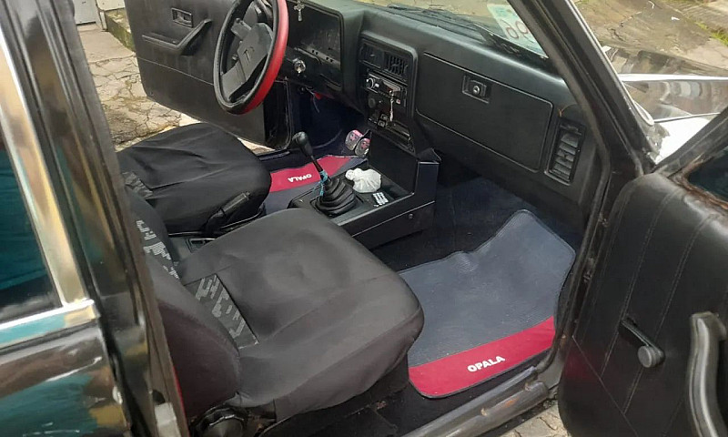 Chevrolet Opala Como...