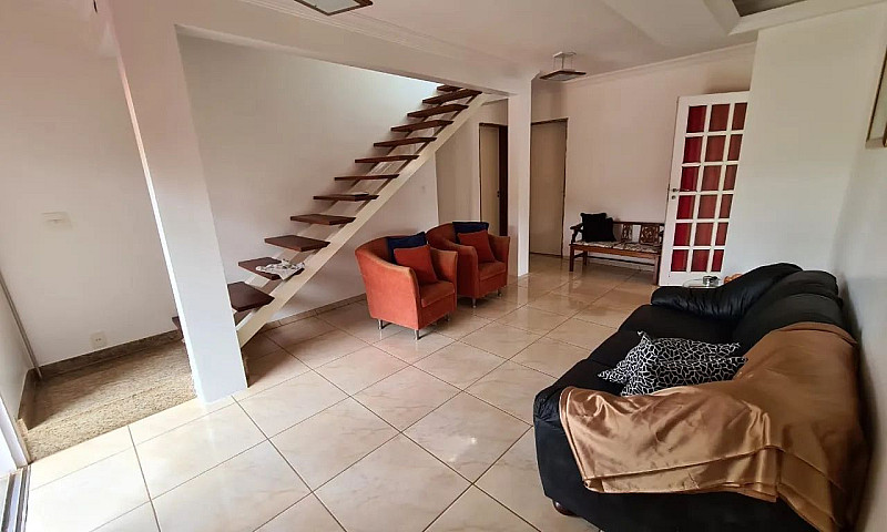 Casa Em Condomínio E...