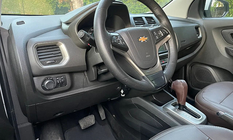 Chevrolet Spin Lt 1....