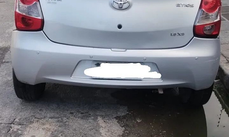 Toyota Etios Xs 1.5 ...
