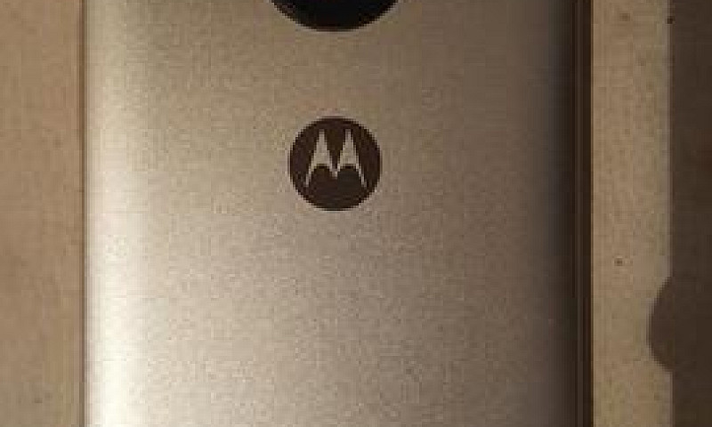 Moto E4 Plus (Rolo E...