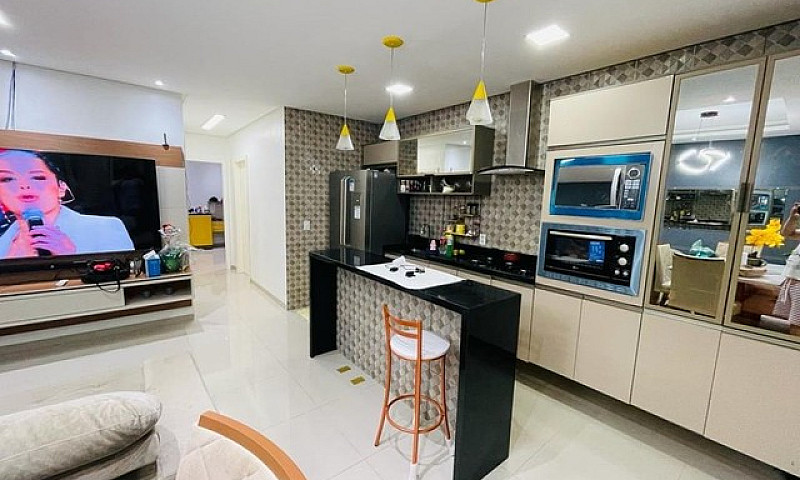 Vendo Casa Com Pisci...