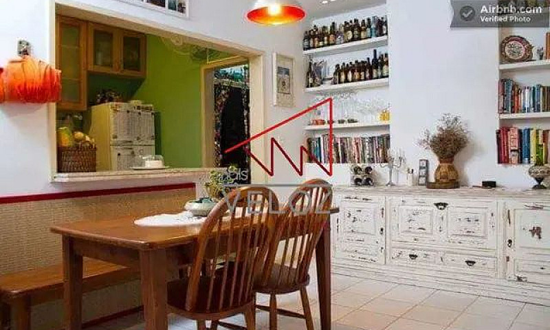 Apartamento-À Venda-...