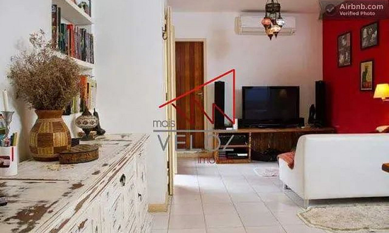 Apartamento-À Venda-...