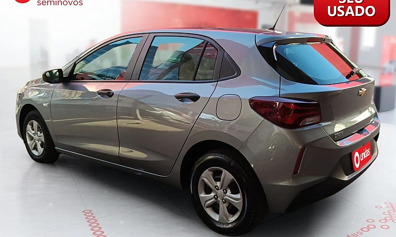 Chevrolet Onix Hatch...