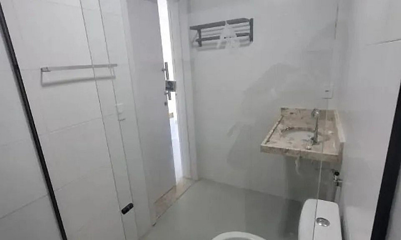 Loft Novo No Aeroclu...