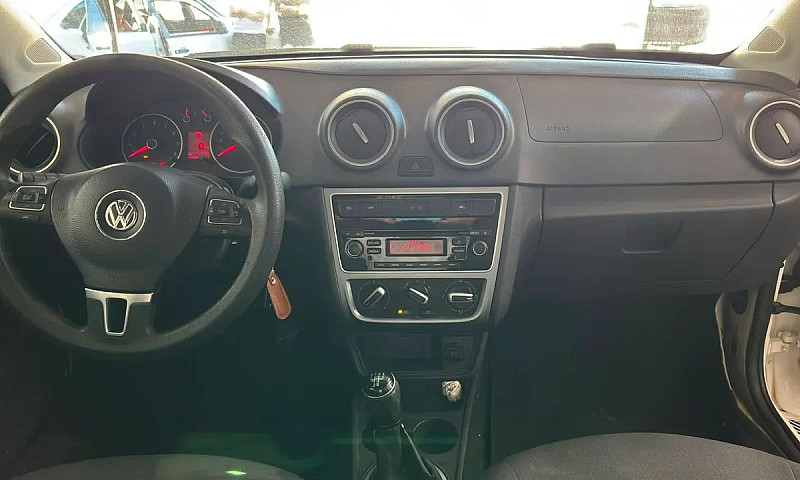 Volkswagen Voyage Co...