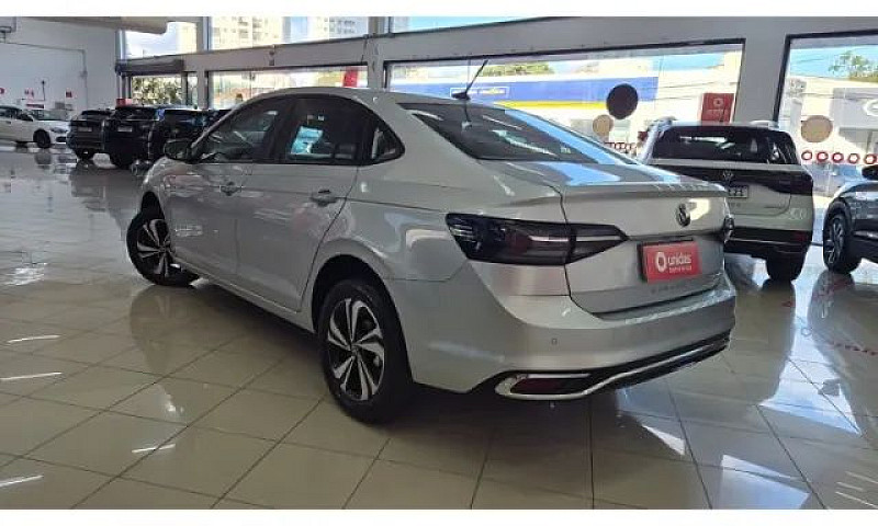 Volkswagen Virtus Co...
