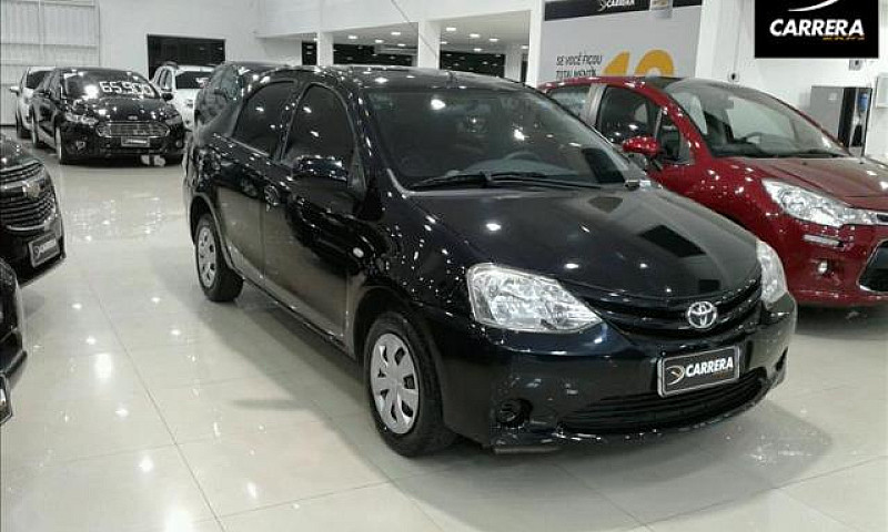 Toyota Etios 1.3 Xs ...