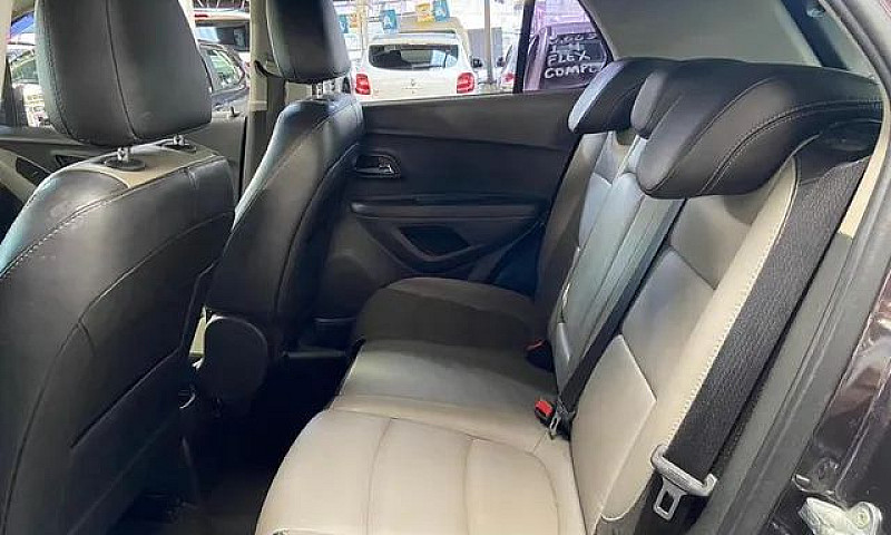 Chevrolet Tracker 1....