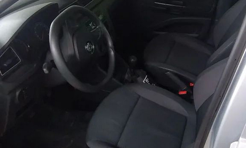 Volkswagen Voyage Tr...