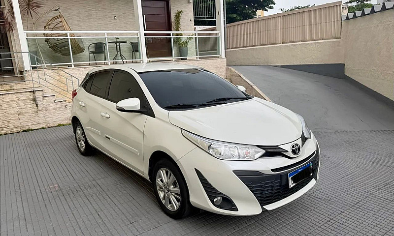 Toyota Yaris Xl 1.3 ...