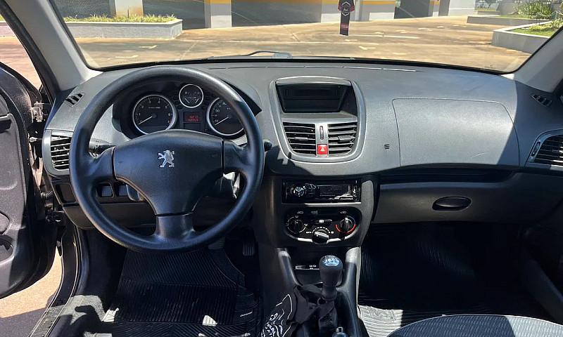 Peugeot 207 X-Line 1...