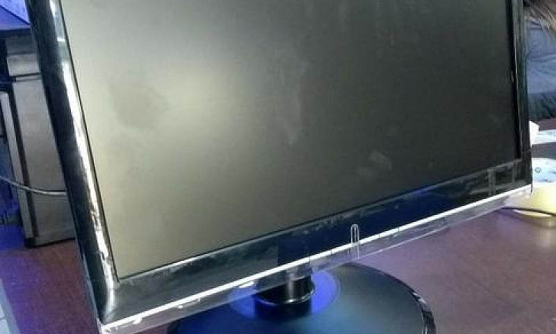 Monitor Lenovo Lcd 1...