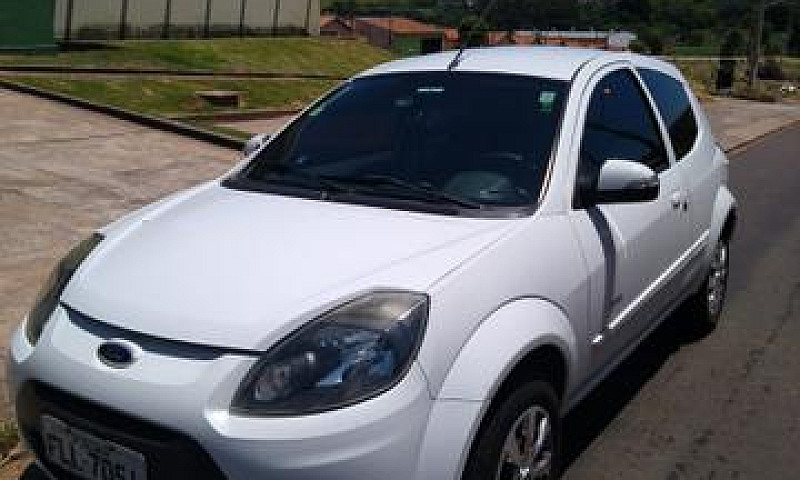 Ford Ka...