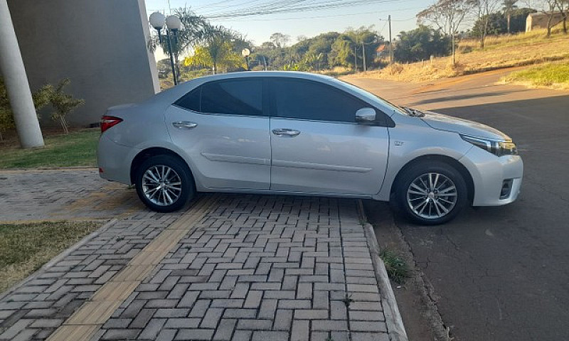 Toyota Corola Altis ...