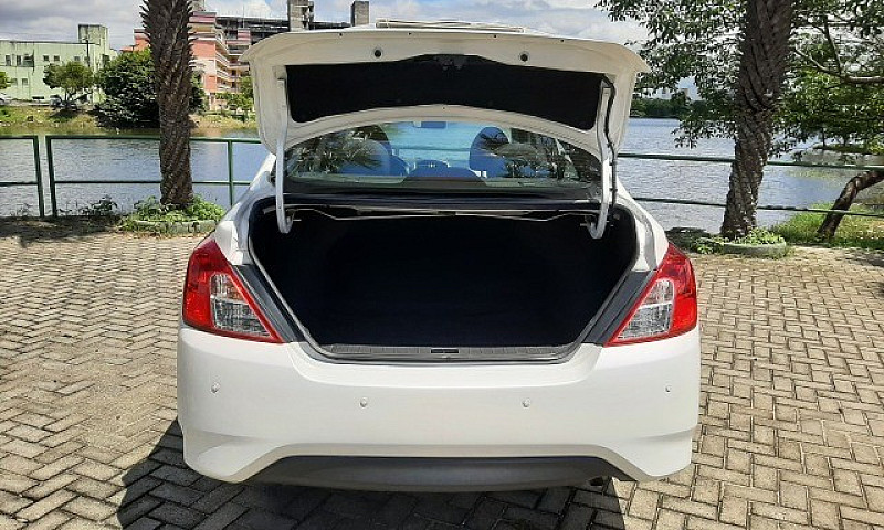 Versa 1.6 Sv Cvt  20...