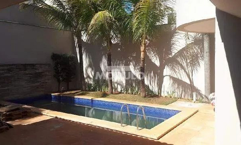 Casa Condomínio Para...