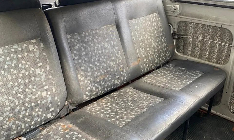 Volkswagen Kombi Pic...