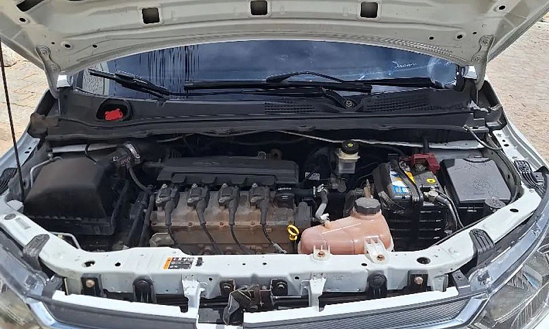 Chevrolet Onix Hatch...