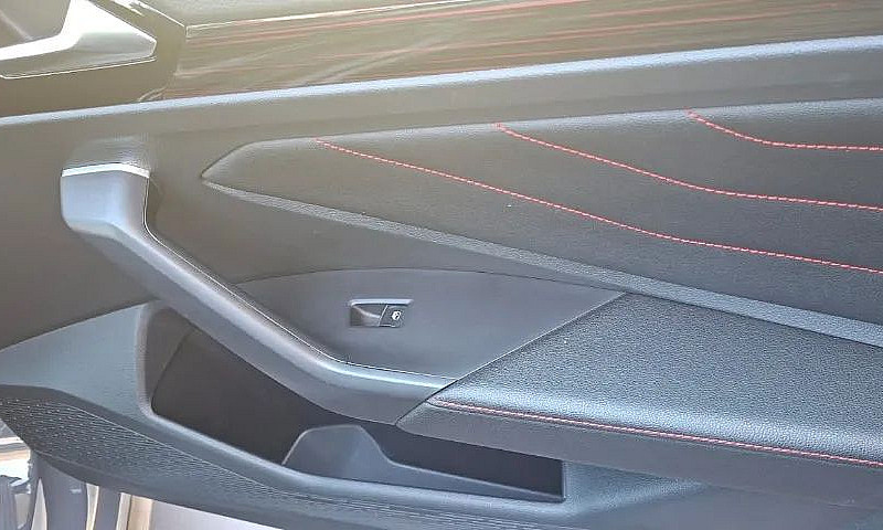 Volkswagen Jetta Gli...