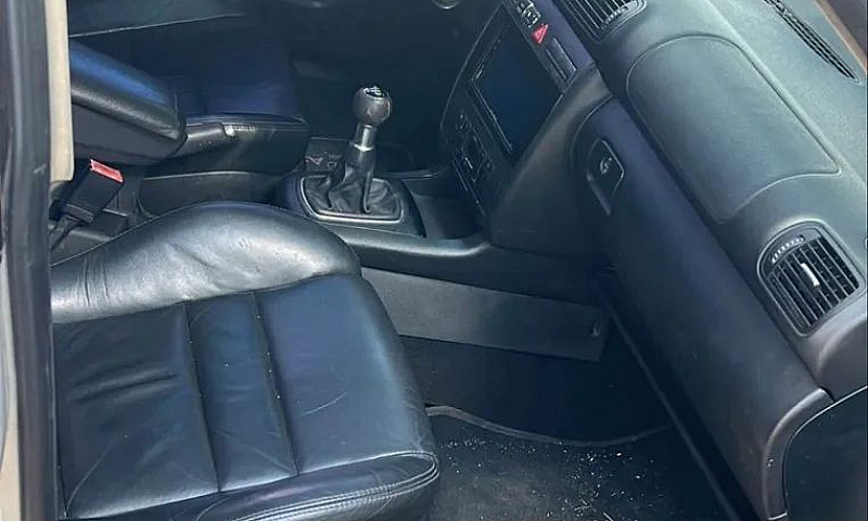 Audi A3 1.8 Turbo 5P...