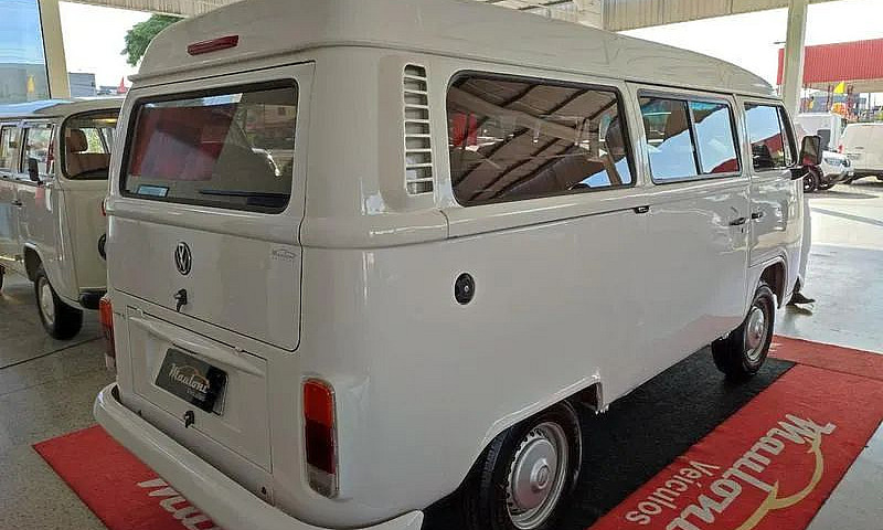 Volkswagen Kombi Sta...