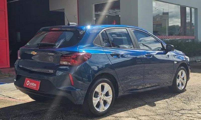 Chevrolet Onix Hatch...