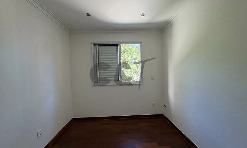 Casa De Condomínio -...