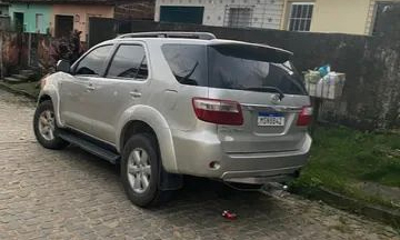 Hilux Sw4...