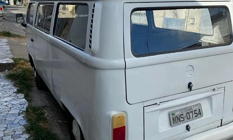 Volkswagen Kombi Pic...