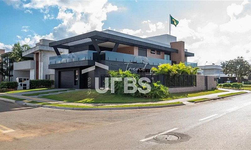 Sobrado À Venda No C...