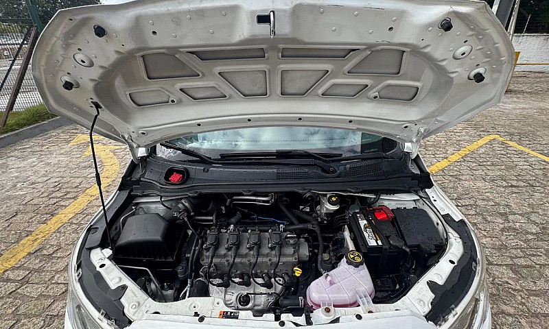 Chevrolet Onix Joy H...