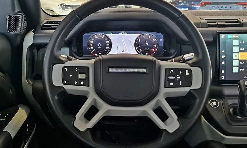 Land Rover Defender ...