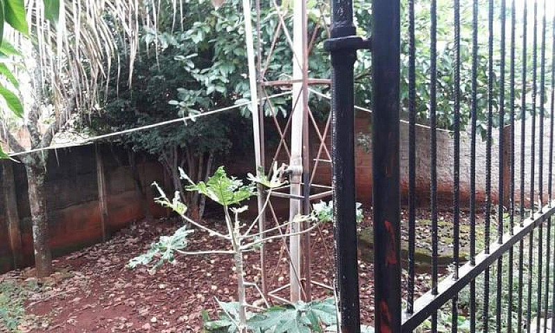 Vendo Casa 3/4 E Uma...