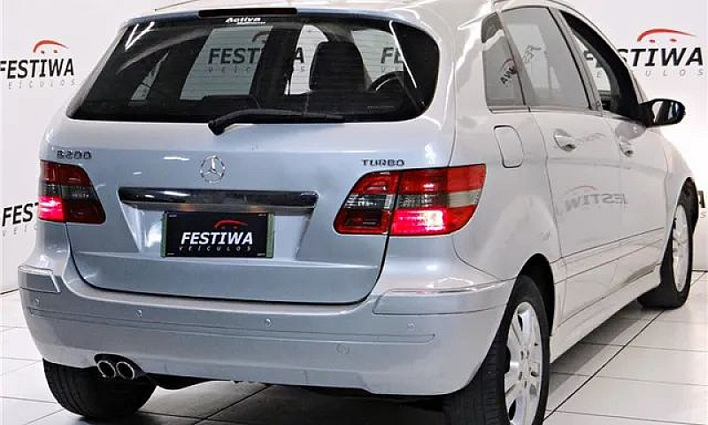 Mercedes-Benz B 200 ...