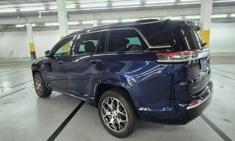 Jeep Commander Overl...